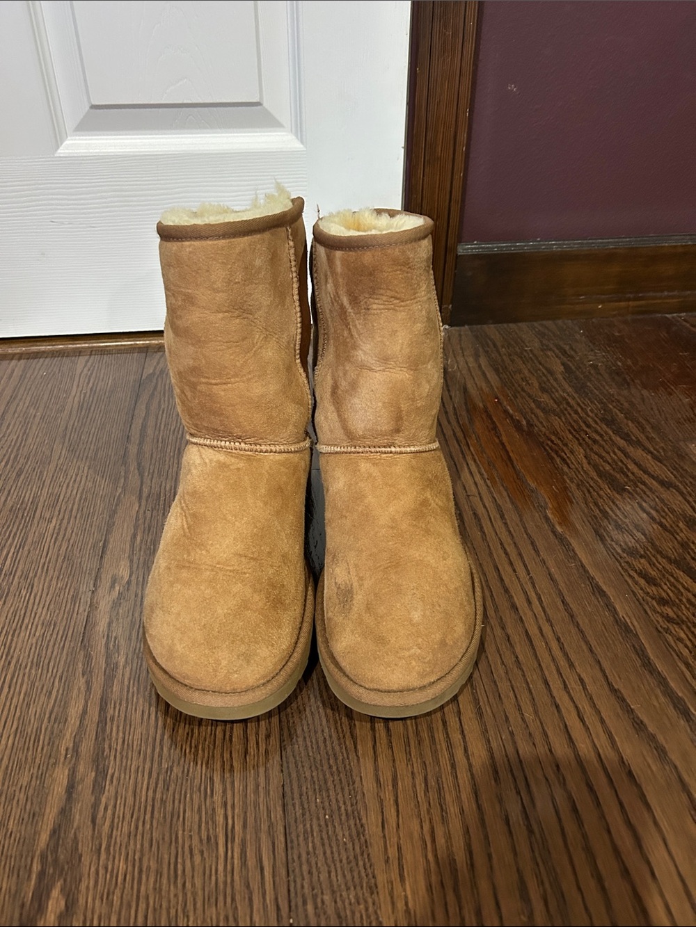 UGG Classic Short 11 Suede Shearling Boots - Chestnut Brown sz 9
